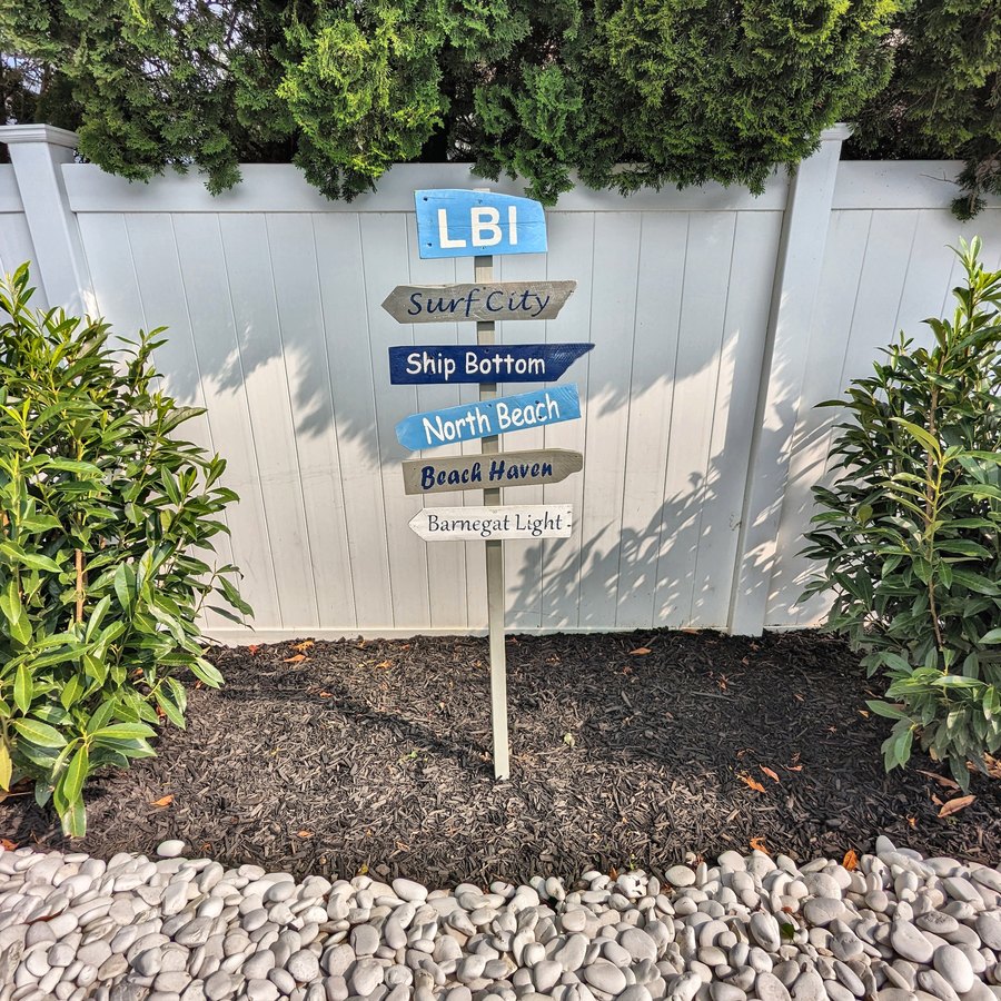 An LBI sign beside a pool